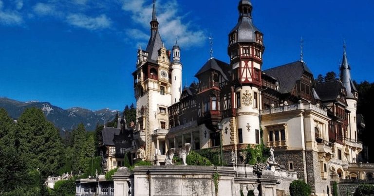 Castelul Peleș – Bijuteria arhitecturală a României