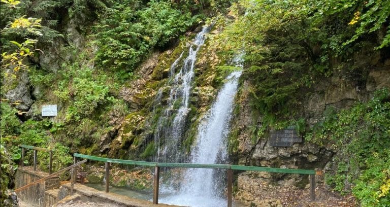 Cele mai accesibile trasee montane de weekend în Carpați