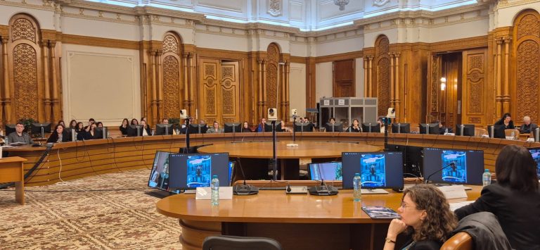Ce se întâmplă în ultima săptămână din lună într-o firmă mică Participanți la conferința „Bullyingul în educație” din Palatul Parlamentului